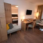 Seegasthof Hois'n Wirt - Mit Wellnessbereich 4* Gmunden