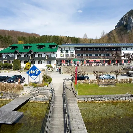 فندق Seegasthof Hois'n Wirt - Mit Wellnessbereich 4*