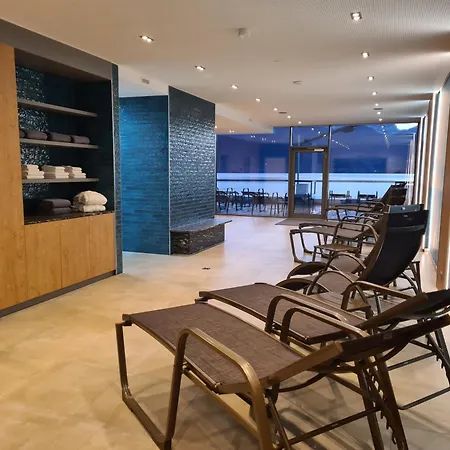 Seegasthof Hois'n Wirt - Mit Wellnessbereich فندق غموندين