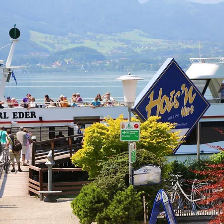 فندق Seegasthof Hois'n Wirt - Mit Wellnessbereich غموندين