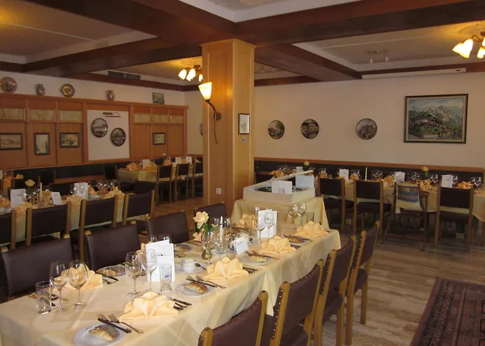 Seegasthof Hois'n Wirt - Mit Wellnessbereich Gmunden