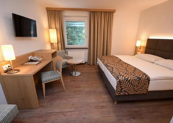 Seegasthof Hois'n Wirt - Mit Wellnessbereich Hotel Gmunden